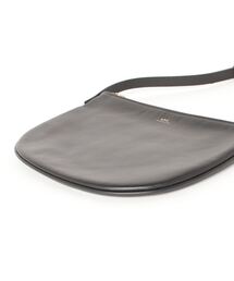 A.P.C.（アーペーセー）の「【A.P.C】MAELYS マエリスショルダーバッグ 