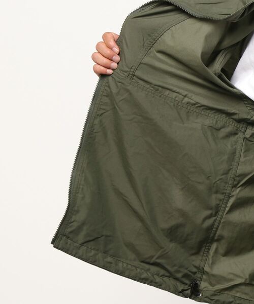 THE NORTH FACE（ザノースフェイス）の「【THE NORTH FACE】NP71830 COMPACT JACKET（マウンテンパーカー・メンズ・オリーブ/ブラック/グリーン・MEDIUM/LARGE/X-LARGE）」の4枚目の写真