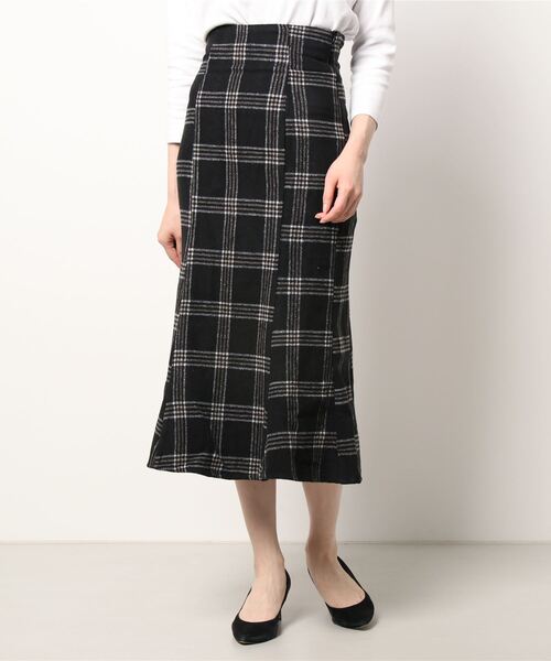 ADIRA（アディラ）の「キモウチェックマーメイドスカート（スカート・レディース・アイボリー/ブラック・MEDIUM）」の9枚目の写真