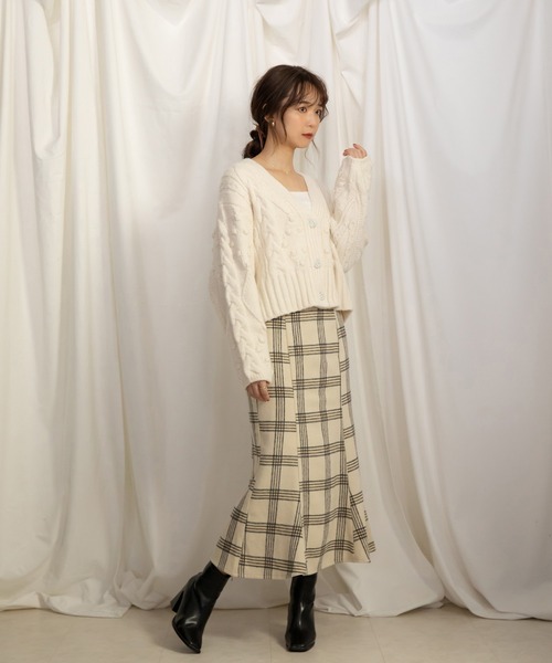 ADIRA（アディラ）の「キモウチェックマーメイドスカート（スカート・レディース・アイボリー/ブラック・MEDIUM）」の18枚目の写真