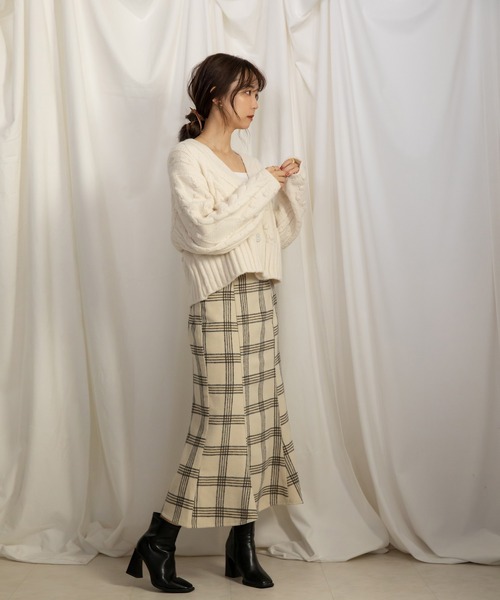 ADIRA（アディラ）の「キモウチェックマーメイドスカート（スカート・レディース・アイボリー/ブラック・MEDIUM）」の16枚目の写真
