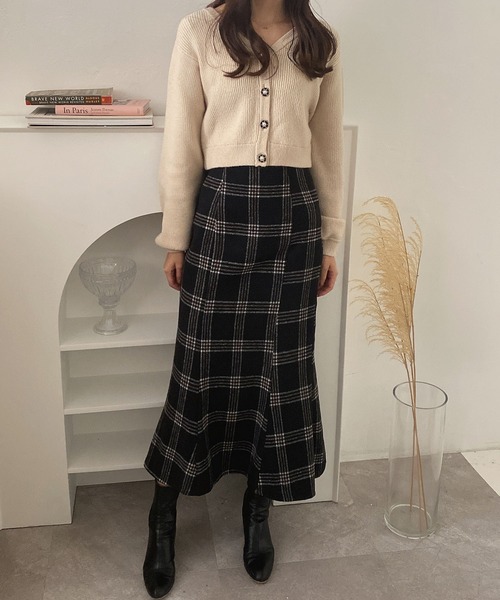 ADIRA（アディラ）の「キモウチェックマーメイドスカート（スカート・レディース・アイボリー/ブラック・MEDIUM）」の13枚目の写真