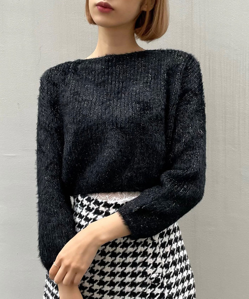 titty＆Co. PETIT（ティティアンドコープティ）の「【titty&Co.PETIT】ショートシャギーニットトップス（ニット/セーター・レディース・ホワイト/ピンク/ブラック/ベージュ/グレー・FREE）」の2枚目の写真