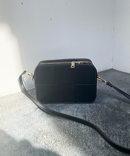 DouDou（ドゥドゥ）の「【新色追加】【WEB限定】メッシュサイフショルダー（ショルダーバッグ・レディース・サックスブルー/ブラック/ベージュ/アイボリー・FREE）」の7枚目の写真