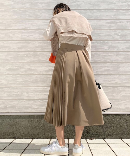 Q（キュー）の「透かし編みショートカーデ（カーディガン/ボレロ・レディース・ライトブルー/ライトベージュ・MEDIUM）」の9枚目の写真