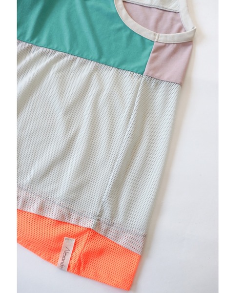AlexanderLeeChang(アレキサンダーリーチャン)の「AlexanderLeeChang アレキサンダーリーチャン / MESH TANK 22 メッシュタンクトップ 22/ AC012204(タンクトップ・レディース・ブラック/グレー・2/3)」の11枚目の写真