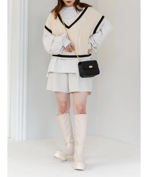 SLURR(スラ―)の「ニットベスト(ベスト・レディース・ベージュ/ネイビー・FREE)」の17枚目の写真