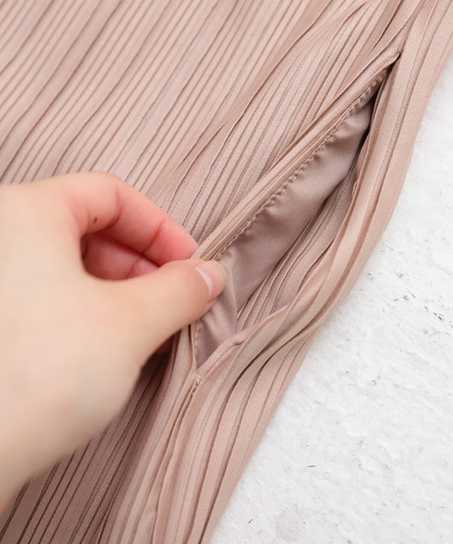 antiqua（アンティカ）の「ランダムプリーツキャミワンピース（ワンピース・キッズ・ベージュ/ブラック・5/3/6/4）」の14枚目の写真