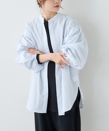 【WEB限定】ストライプノーカラーブラウス