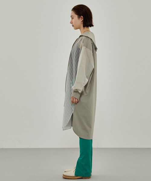 A + TOKYO（エープラストウキョウ）の「ストライプシアーシャツワンピース（ワンピース・レディース・グレイッシュベージュ/ブラック・1/2）」の19枚目の写真