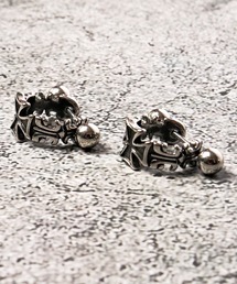 FUNALIVE（ファンアライブ）の「JON ステンレスピアス　両耳用　２点セット　韓国製（ピアス（両耳用））」