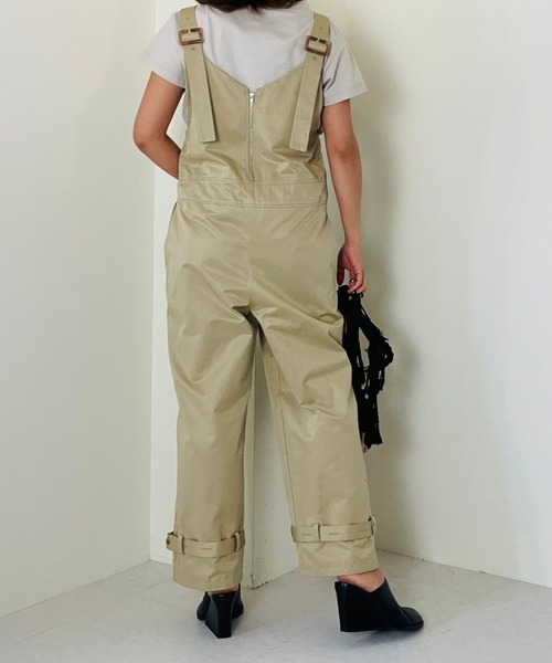 TEVALT（ヴァレット）の「マルチWAYチノサロペット（サロペット/オーバーオール・レディース・キャメル/ネイビー・38）」の10枚目の写真