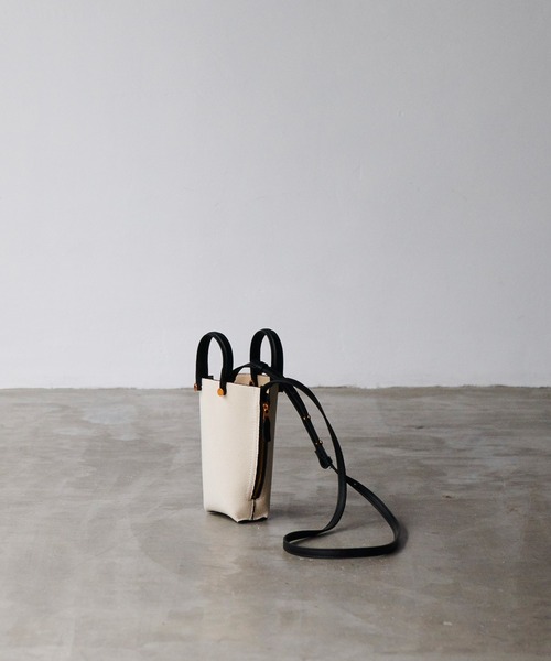 E'POR(エポール)の「【E'POR】Y BAG Micro(サイドジップマイクロショルダーバッグ)Canvas(ショルダーバッグ・レディース・オフホワイト・FREE)」の5枚目の写真