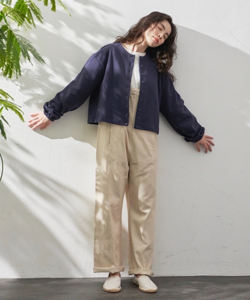 Libra Cue（リブラ キュー）の「”プレーンサロペット”　　　　　　　　　　　　　　　　　長さ調整可能、幅広い身長の方にお勧め、１年を通して着用できるしっかりとしたコットン100％（サロペット/オーバーオール・レディース・ブラック/アイボリー・FREE）」の16枚目の写真