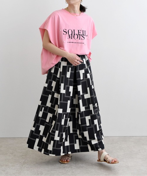 LHELBIE(レルビエ)の「ロゴフロッキーボックスTシャツ(Tシャツ/カットソー・レディース・チャコールグレー/ピンク/ホワイト・M)」の9枚目の写真