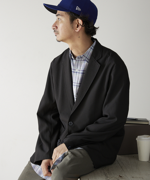JOURNAL STANDARD relume(ジャーナルスタンダード レリューム)の「サッカー ボクシージャケット(テーラードジャケット・メンズ・ブラック/ベージュ/ブルー・SMALL/MEDIUM/LARGE)」の2枚目の写真