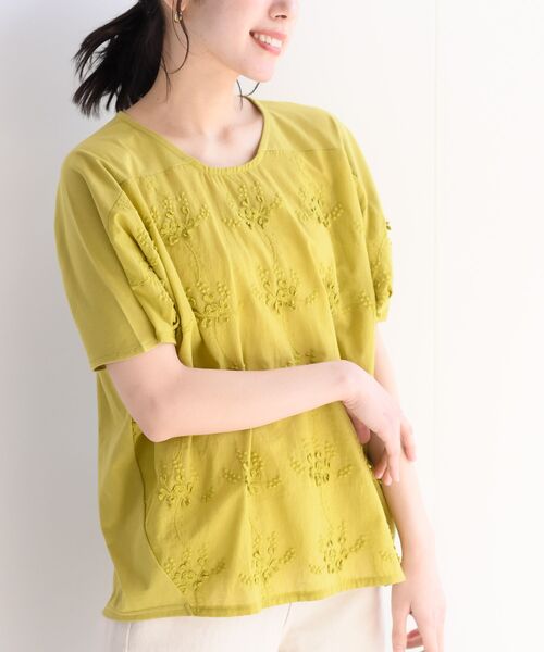 rps(アールピーエス)の「3D刺繍レース袖タックプルオーバー(Tシャツ/カットソー・レディース・マスタード/オフホワイト/チャコールグレー・M/フリー)」の3枚目の写真