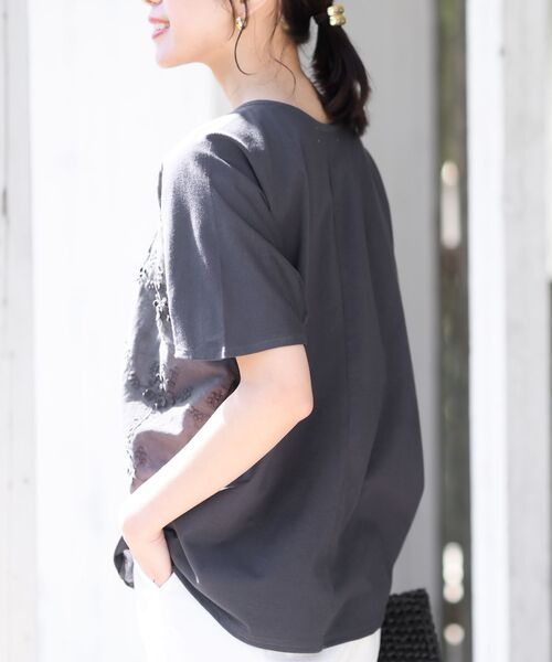 3D刺繍レース袖タックプルオーバー（Tシャツ/カットソー