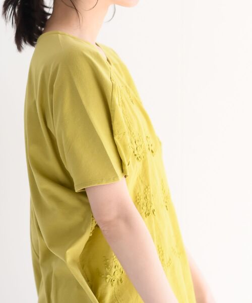 rps(アールピーエス)の「3D刺繍レース袖タックプルオーバー(Tシャツ/カットソー・レディース・マスタード/オフホワイト/チャコールグレー・M/フリー)」の8枚目の写真