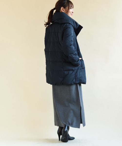 INTERPLANET（インタープラネット）の「Fピーチスキンミドルダウン