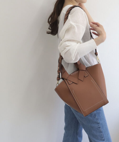 fredy emue(フレディエミュ)の「メッシュショルダーハンドバッグ(ショルダーバッグ・レディース・アイボリー/グレイッシュベージュ/キャメル・FREE)」の20枚目の写真