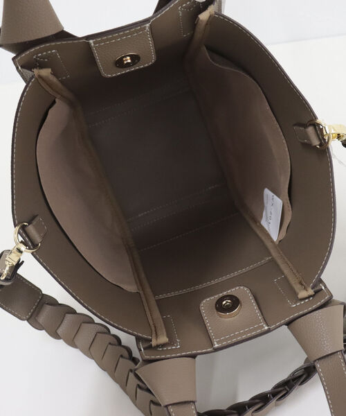 fredy emue(フレディエミュ)の「メッシュショルダーハンドバッグ(ショルダーバッグ・レディース・アイボリー/グレイッシュベージュ/キャメル・FREE)」の5枚目の写真