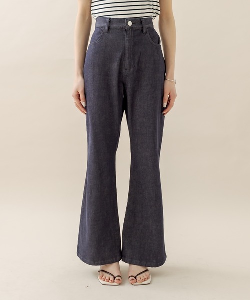 mline（エムライン）の「[mline] バックスリットデニム（デニムパンツ・レディース・ネイビー/ブラック・1/2）」の12枚目の写真