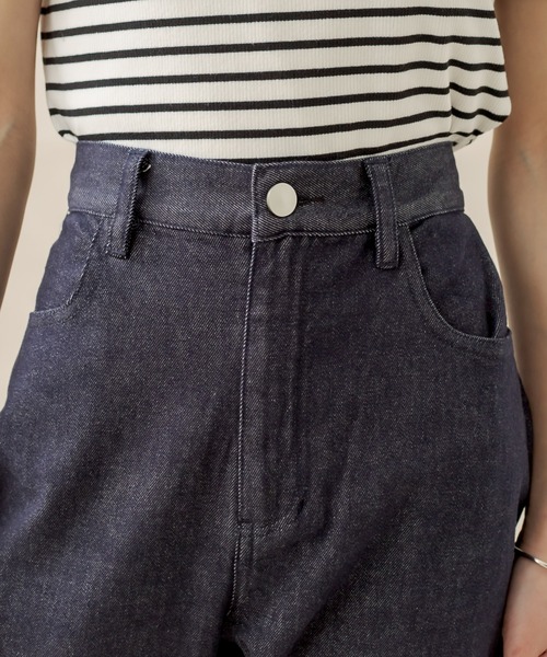 mline（エムライン）の「[mline] バックスリットデニム（デニムパンツ・レディース・ネイビー/ブラック・1/2）」の13枚目の写真