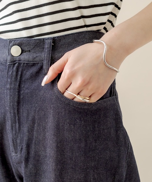 mline（エムライン）の「[mline] バックスリットデニム（デニムパンツ・レディース・ネイビー/ブラック・1/2）」の14枚目の写真