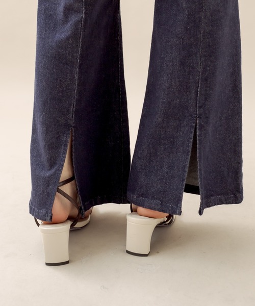 mline（エムライン）の「[mline] バックスリットデニム（デニムパンツ・レディース・ネイビー/ブラック・1/2）」の16枚目の写真