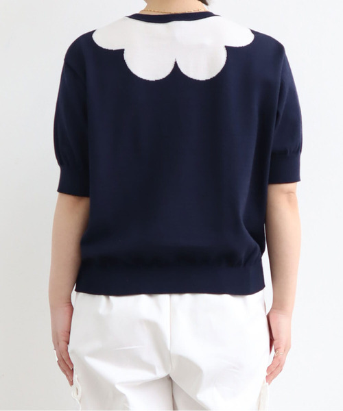 AMBIDEX(アンビデックス)の「お花衿インターシャクループルオーバー(ポロシャツ・レディース・ダークブラウン/ネイビー・FREE)」の21枚目の写真