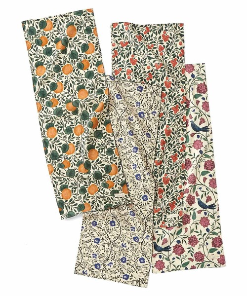 Kraso(クラソ)の「am&be 暮らしに華を添える アンティークフラワーの手ぬぐいタオル(タオル・レディース・ブルー系その他/オレンジ系その他/レッド系その他/ピンク系その他・ONE SIZE)」の5枚目の写真