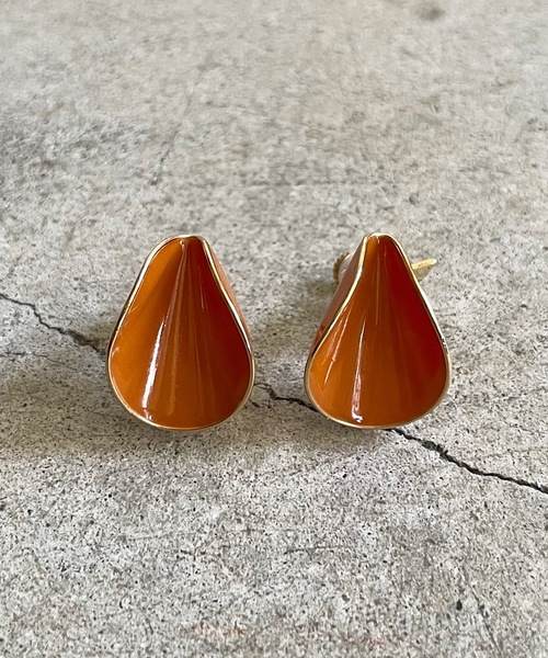 The Rule(ザルール)の「The Rule ザルール:OAK rolled stud earring:オーク ロールスタッズ イヤリング(イヤリング・レディース・ダークグリーン系/ホワイト/オレンジ/モカ/ネイビー/グレー/ワインレッド・FREE)」の12枚目の写真