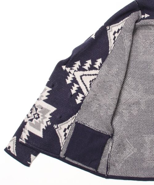 TMT(ティーエムティー)の「NATIVE JACQUARD KNIT W-BREASTE CARDIGAN(その他アウター・メンズ・ネイビー/オフホワイト/ブラック・MEDIUM/SMALL/LARGE)」の4枚目の写真