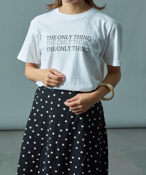 MAISON BREEZE（メゾンブリーズ）の「キレイ目ロゴTならこれ。きちんと感がトレンド！【MAISON BREEZE】THE ONLY THING メッセージプリントTシャツ（Tシャツ/カットソー・レディース・ブラック系その他2/ピンク/グリーン/ブラック系1・FREE）」の10枚目の写真