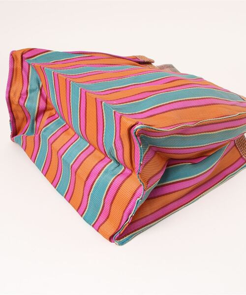 PUEBCO（プエブコ）の「RECYCLED PLASTIC STRIPE BAG　Square（トートバッグ・メンズ・その他3/その他5/その他6/その他4/その他2/その他1・ONE SIZE）」の9枚目の写真