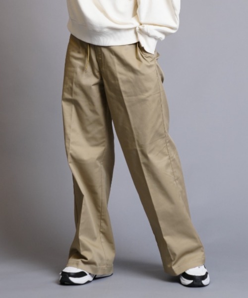 Dickies（ディッキーズ）の「【ムラサキスポーツ別注】Dickies/ディッキーズ  ワイドストレッチパンツ ウェストロゴ   18373000（その他パンツ・レディース・イエロー/ベージュ/ピンク/ブラック/ブルー/グレー・M/L）」の13枚目の写真