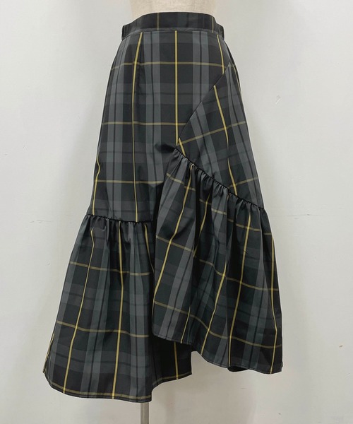 PICCIN(ピッチン)の「アシンメトリーチェックスカート(スカート・レディース・ブラック/ブルー・M/L)」の15枚目の写真