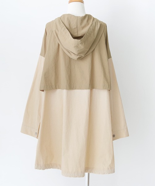 osharewalker（オシャレウォーカー）の「【廃盤】『テントライン配色ナイロンブルゾン』（マウンテンパーカー・レディース・プラム/ライトベージュ/ブラック・FREE）」の22枚目の写真