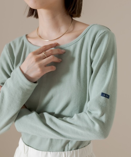 mline（エムライン）の「[mline] チビ長袖ロングTシャツ（Tシャツ/カットソー・レディース・チャコールグレー/ブラック/ベージュ/グリーン/ピンク/オフホワイト/レッド/ブルー・FREE）」の5枚目の写真