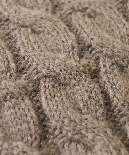 CUBE SUGAR（キューブシュガー）の「WEB限定ケーブル柄ポケット付きニットストール（ストール/ショール・レディース・ベージュ/モカ/ブラック・M）」の15枚目の写真