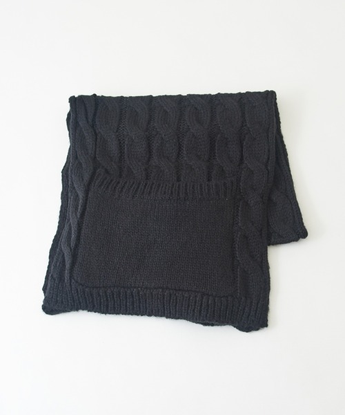 CUBE SUGAR（キューブシュガー）の「WEB限定ケーブル柄ポケット付きニットストール（ストール/ショール・レディース・ベージュ/モカ/ブラック・M）」の17枚目の写真
