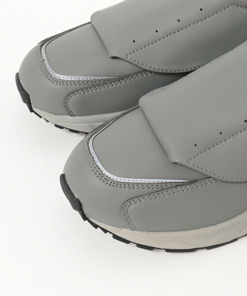 MoonStar(ムーンスター)の「MOON STAR × B:MING by BEAMS / 別注 810s BAND STUDEN(スニーカー・メンズ・グレー/ブラック・27.0cm/28.0cm/26.0cm)」の3枚目の写真