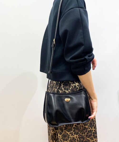 OPAQUE.CLIP（オペークドットクリップ）の「◆クラシカルショルダーバッグ（ショルダーバッグ・レディース・ブラック/ブラウン系・00）」の6枚目の写真