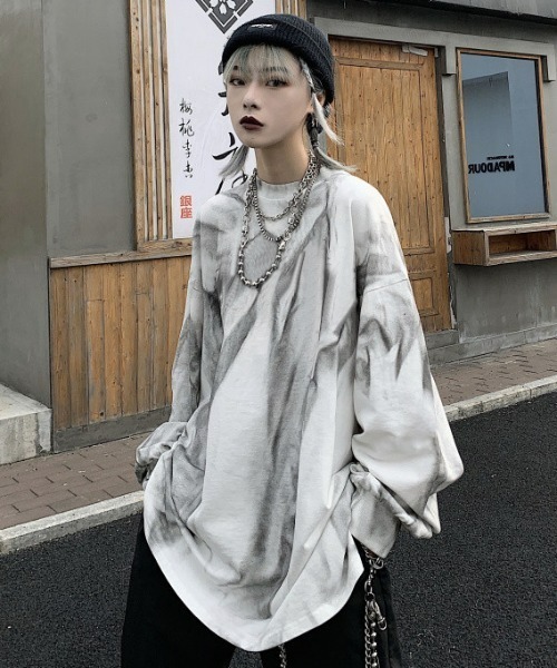 ARULE(アルール)の「A'GEM/9 × .kom『ARULE/アルール』総柄トレーナー(スウェット・メンズ・グレー・XL)」の1枚目の写真