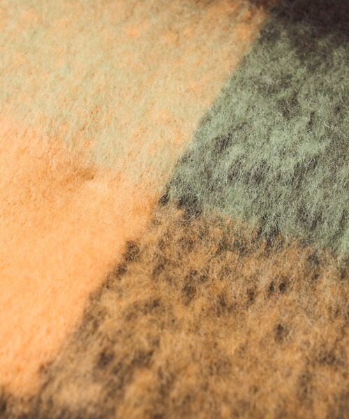 FREAK'S STORE（フリークスストア）の「【WEB限定】チェックボリュームマフラー（マフラー・レディース・ピンク/オレンジ/ブラック/ブルー・ONE SIZE）」の9枚目の写真