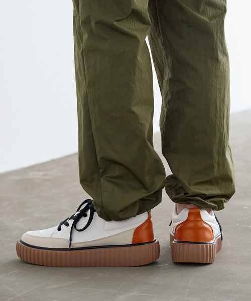 厚底チャンキーフラットソールスニーカーシューズ（スニーカー）｜KOBE