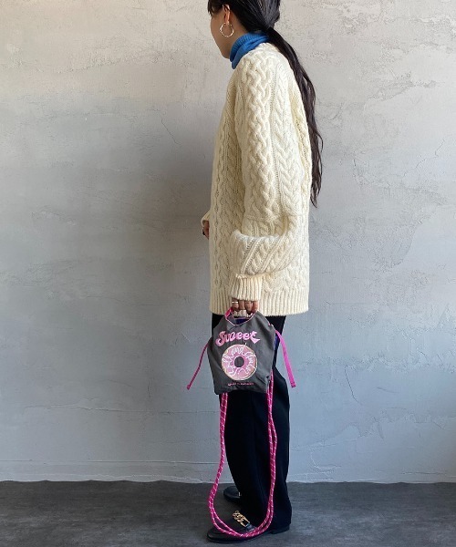 Ball&Chain（ボールアンドチェーン）の「[BALL&CHAIN/ボールアンドチェーン] SWEET 刺繍デザインナイロンバッグ スモールサイズ（ショルダーバッグ・レディース・チャコール・S）」の14枚目の写真