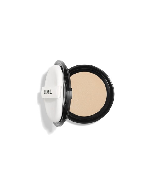 CHANEL（シャネル）の「ウルトラ ル タン クッション（リフィル） ファンデーション（うるおいのある完璧な仕上がり）（ファンデーション・レディース・B10/BR12/B20/BD21/B30/BR22/BD01・FREE）」の2枚目の写真