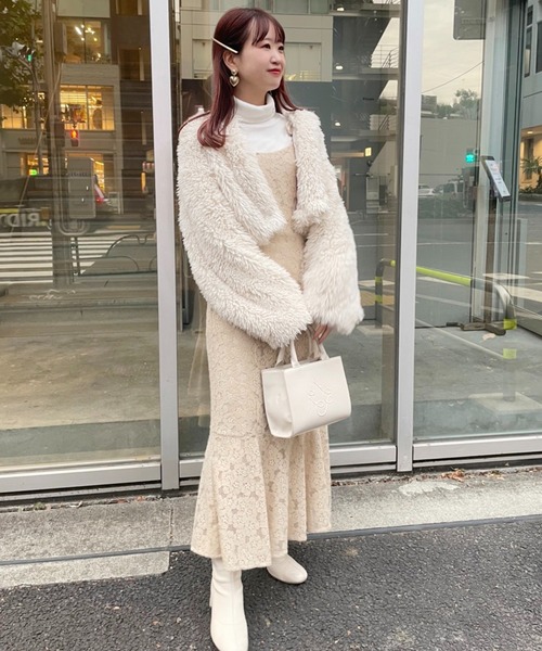 one after another NICE CLAUP(ワンアフターアナザーナイスクラップ)の「【着丈の調節可能】 肩リボンマーメイドキャミワンピース(ワンピース・レディース・ブラック系その他/アイボリー/ベージュ系その他/ブラック・FREE)」の5枚目の写真